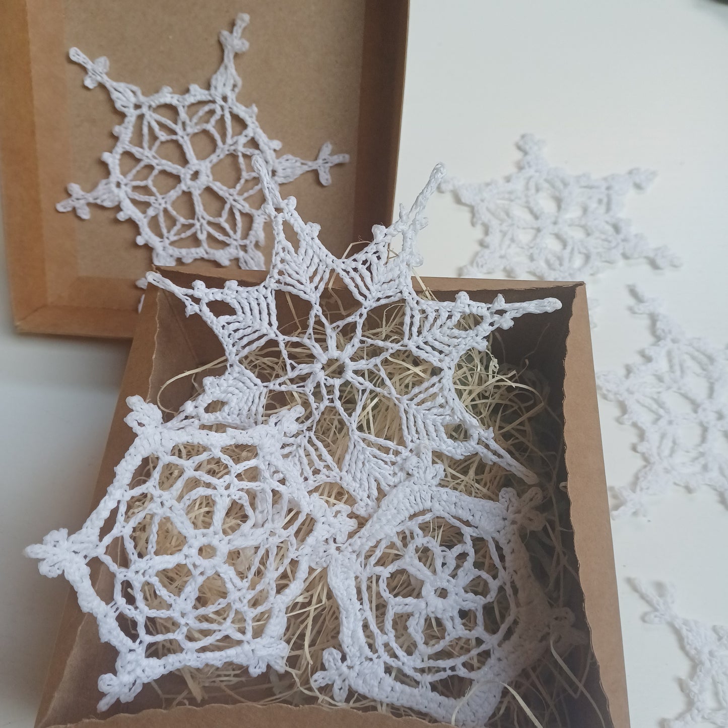 Collezione FIOCCHI DI NEVE all'uncinetto