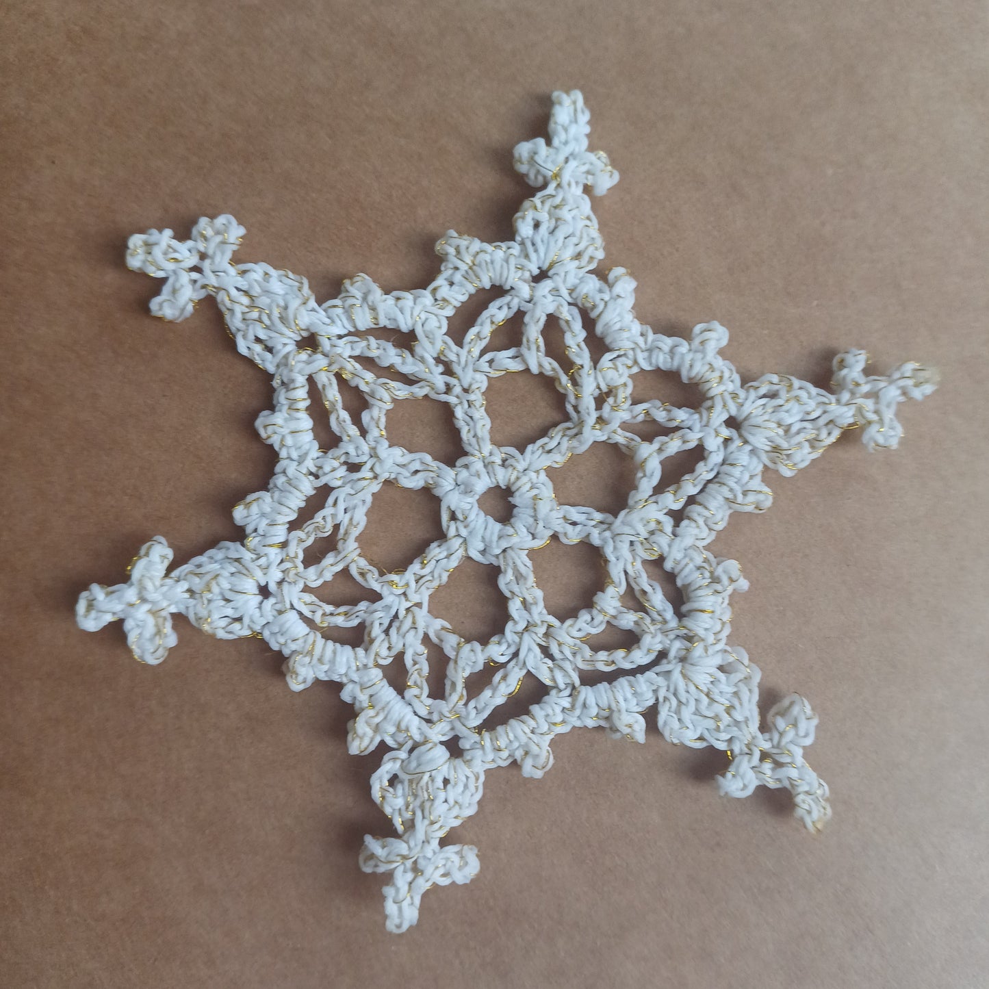 Collezione FIOCCHI DI NEVE all'uncinetto